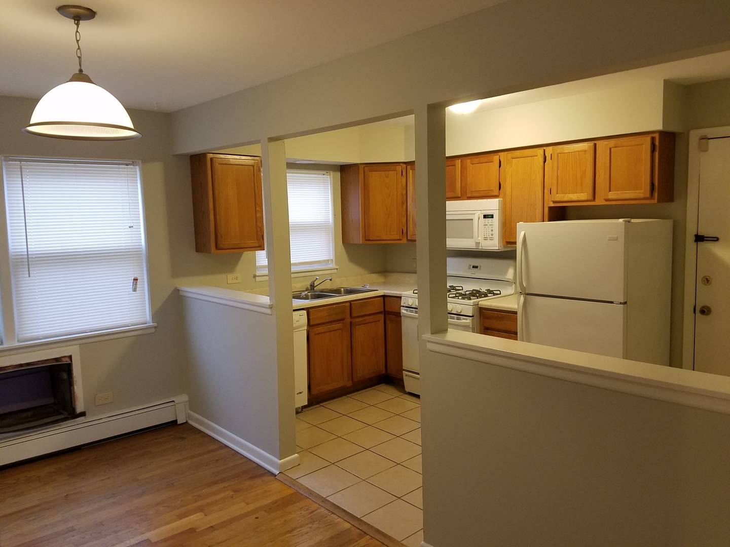 Chicago, IL 60643,2348 W 111th Street #3