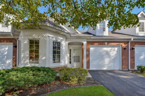 St. Charles, IL 60174,390 Delnor Glen Drive #390