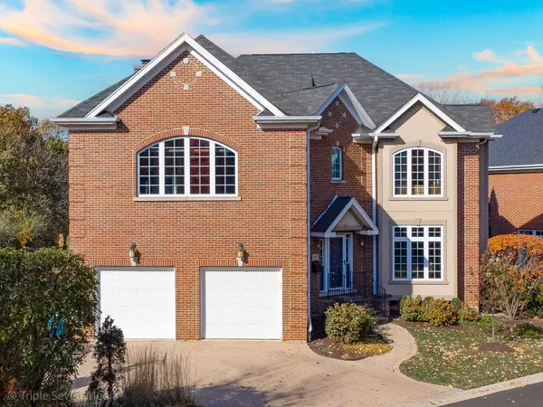 Elmhurst, IL 60126,35 Windsor Drive