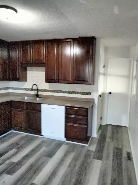 Round Lake Beach, IL 60073,1502 Woodridge Drive