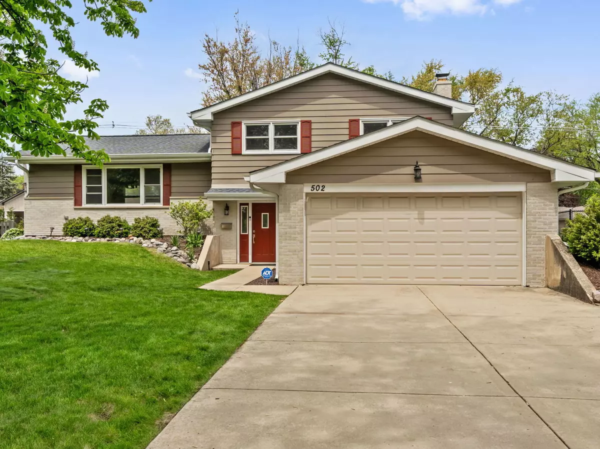 Darien, IL 60561,502 69th Street