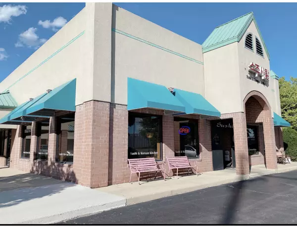 Arlington Heights, IL 60005,256 E Algonquin Road #256