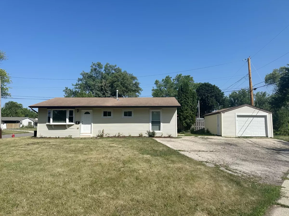 Carpentersville, IL 60110,7 Austin Avenue