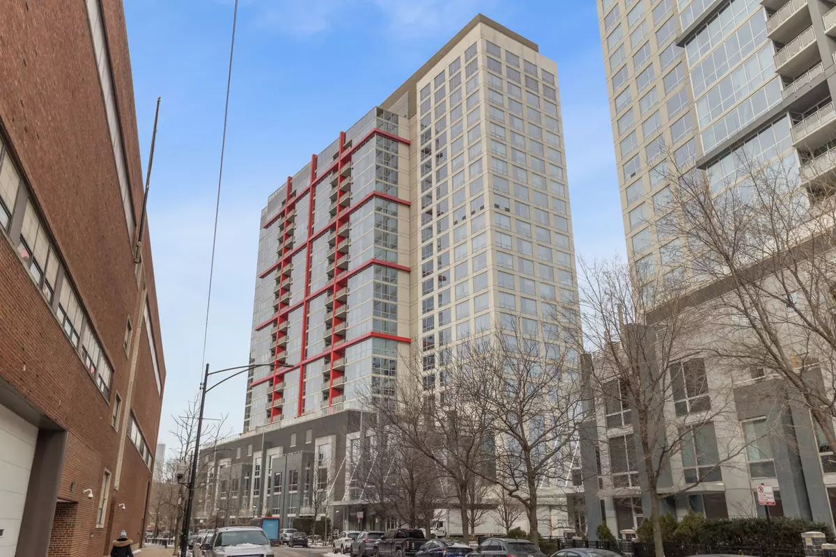 Chicago, IL 60616,1841 S Calumet Avenue #2207