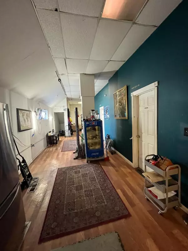 Chicago, IL 60609,4558 S Laflin Street