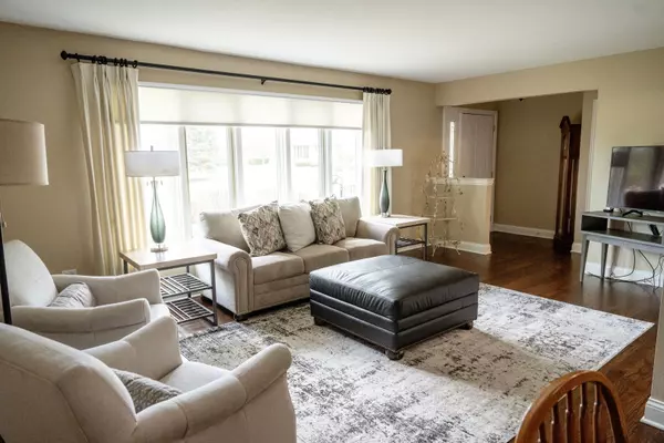 Orland Park, IL 60467,17844 Columbus Court