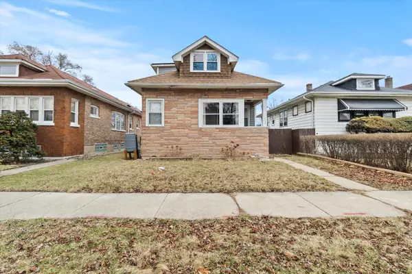 1227 S 19th Avenue, Maywood, IL 60153