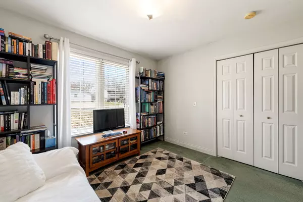 2606 Michael Street Wonder Lake, IL 60097