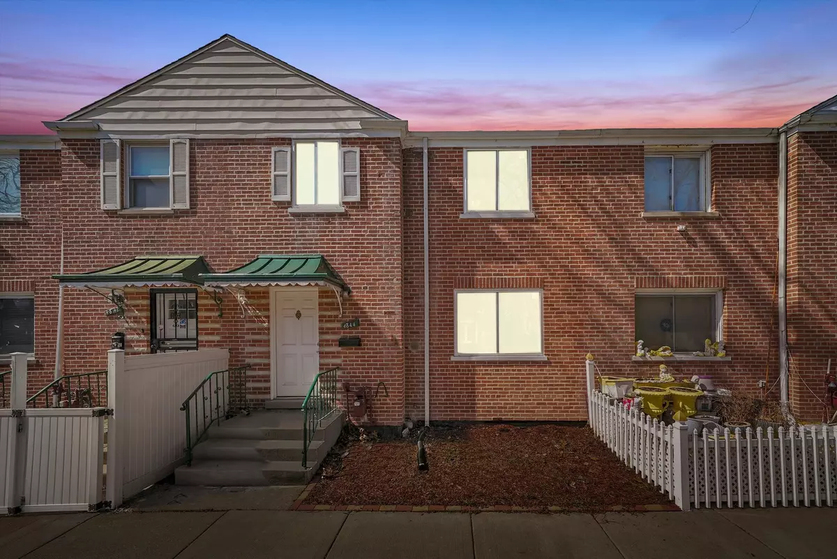 Chicago, IL 60625,4844 N Harding Avenue