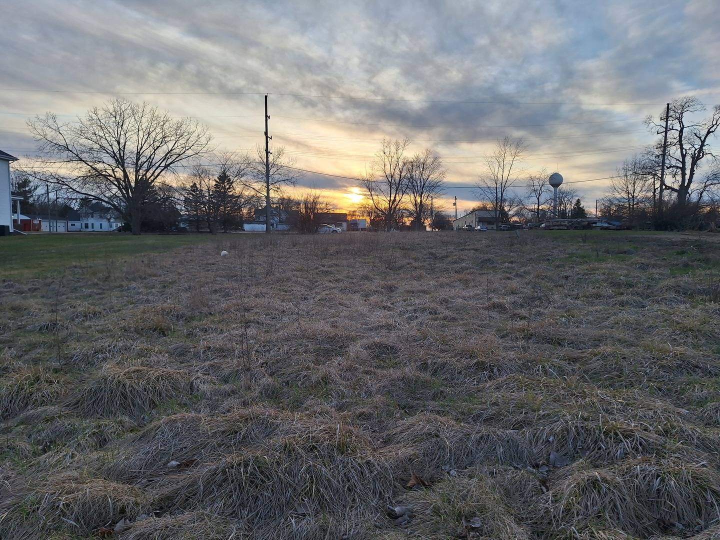 Rutland, IL 61358,107 N Front Street