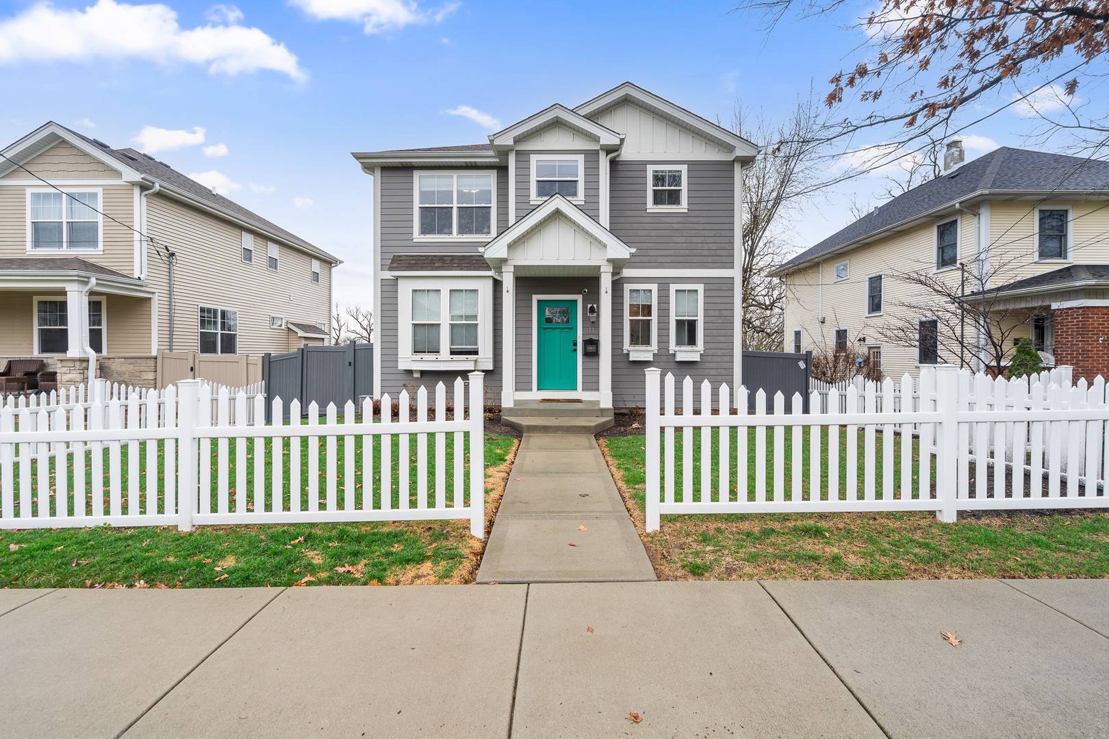 11 E Custer Street, Lemont, IL 60439