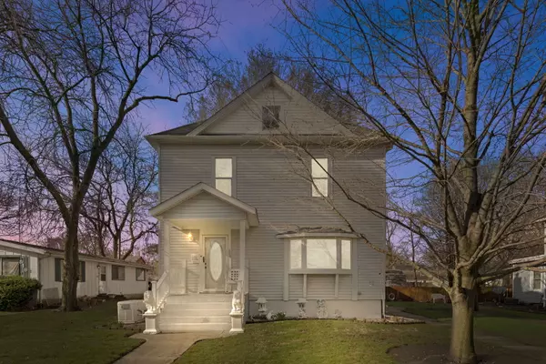 Momence, IL 60954,520 E 4th Street