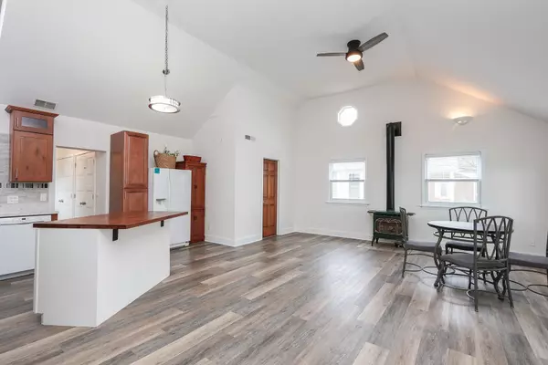 Manteno, IL 60950,747 Lakeview Drive