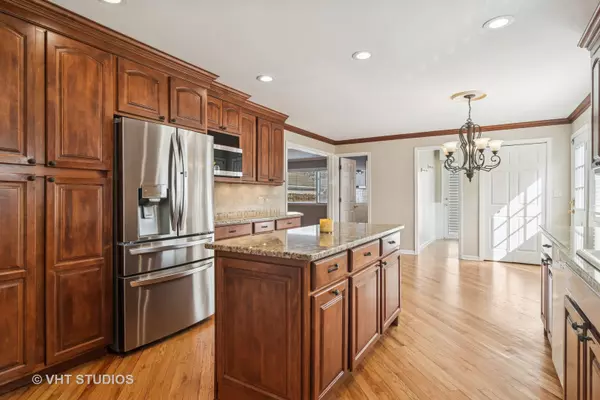 Lake Bluff, IL 60044,1019 Rockland Road