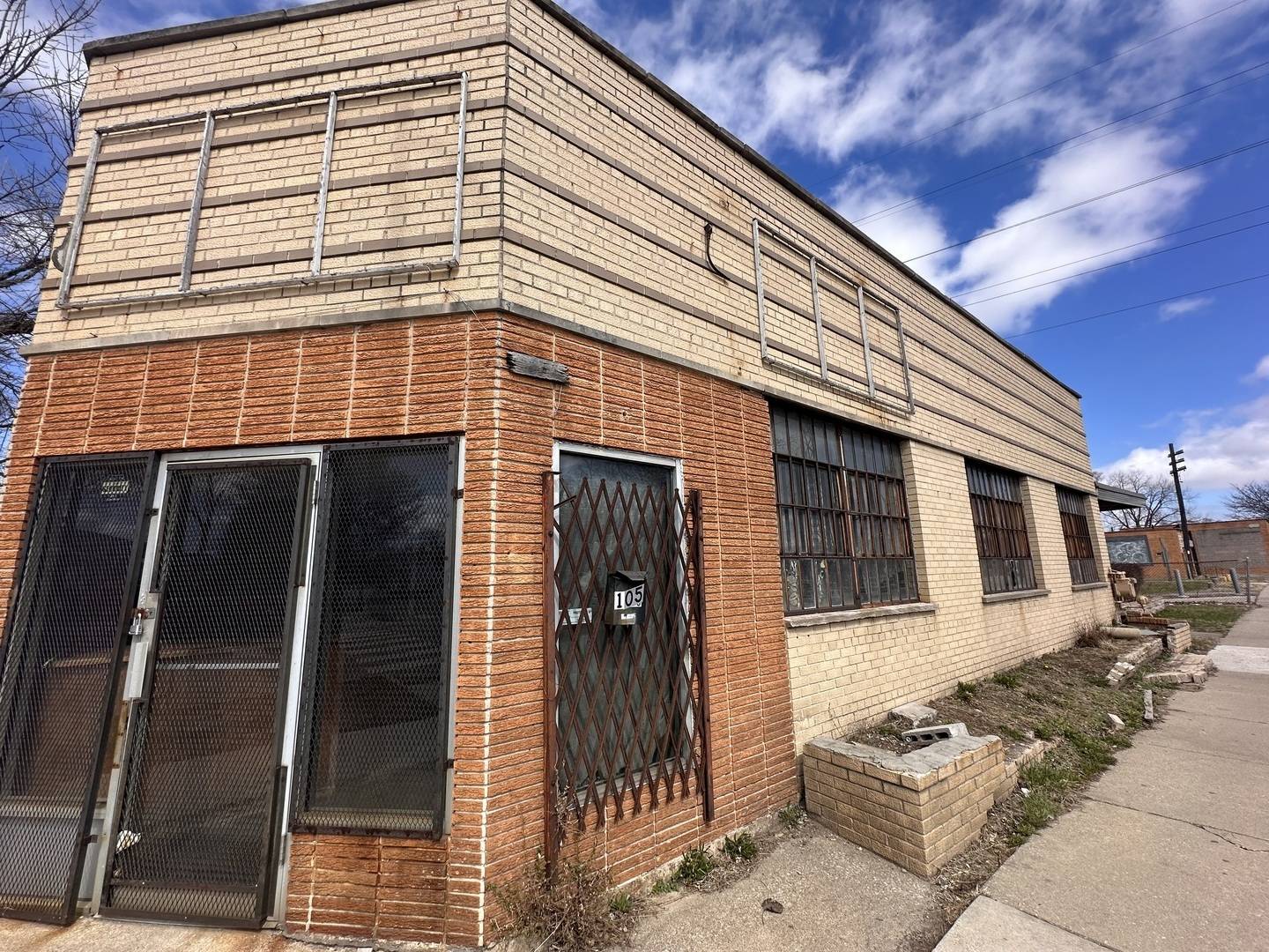 Chicago, IL 60643,1058 W 111th Street
