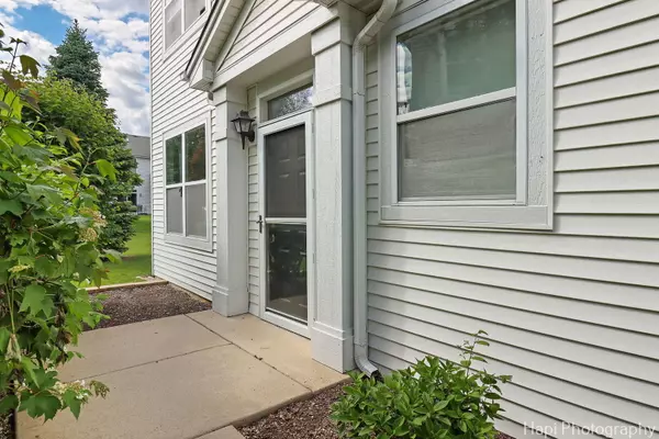 Fox Lake, IL 60020,1242 Chesterton Drive #2