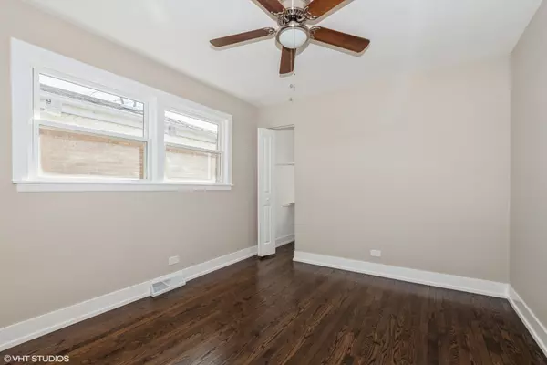 Blue Island, IL 60406,12731 Division Street