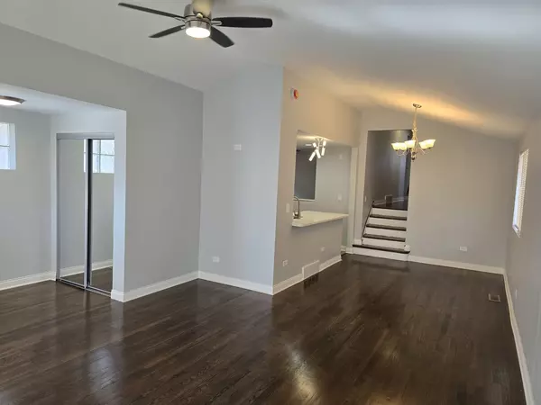 Chicago, IL 60643,Address not disclosed