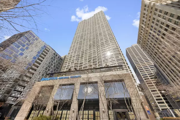 Chicago, IL 60611,405 N Wabash Avenue #514