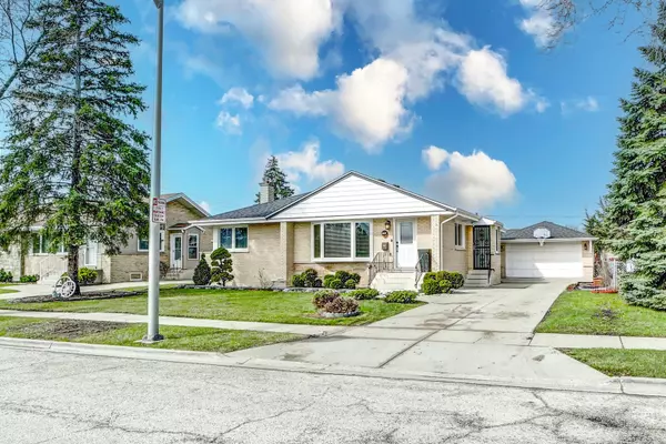 Norridge, IL 60706,4404 N Redwood Drive