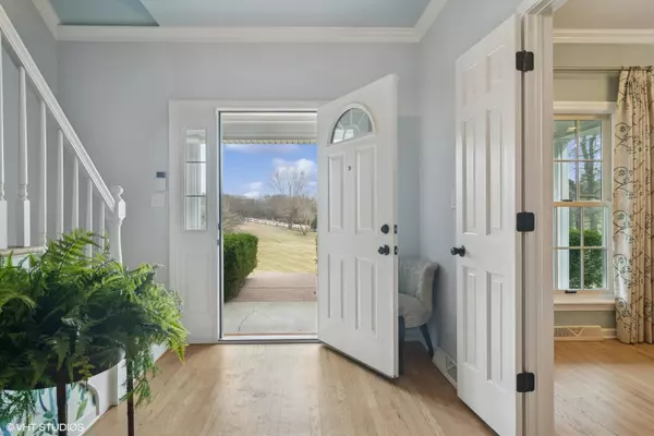 Barrington Hills, IL 60010,374 Ridge Road