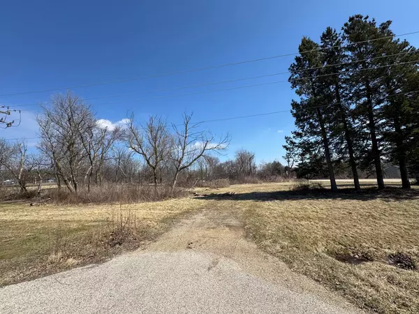 Harvard, IL 60033,20519 Illinois Route 173 Road