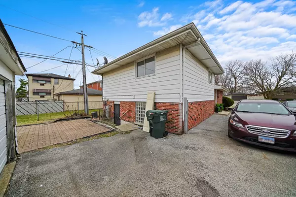 Dolton, IL 60419,1138 E 151st Street