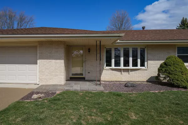 Normal, IL 61761,212 Riss Drive