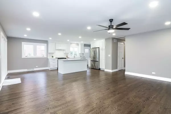 Lisle, IL 60532,5609 Snowdrop Lane
