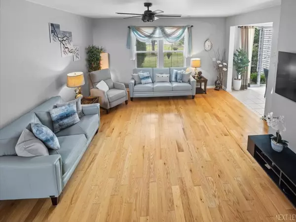 Aurora, IL 60502,1114 Bromley Court