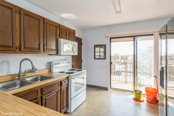 Glendale Heights, IL 60139,160 Dunteman Drive #302