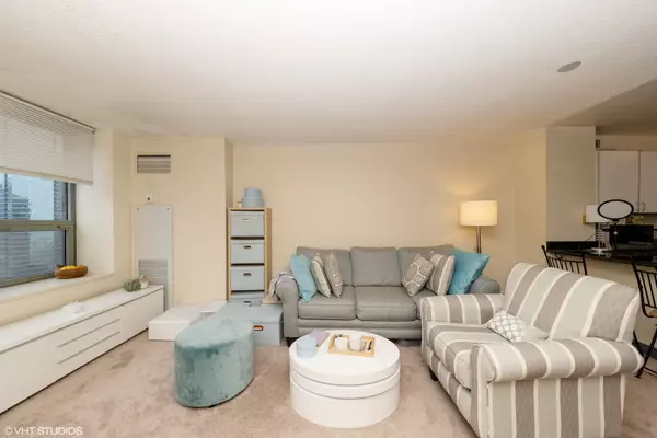 Chicago, IL 60611,474 N Lake Shore Drive #2407