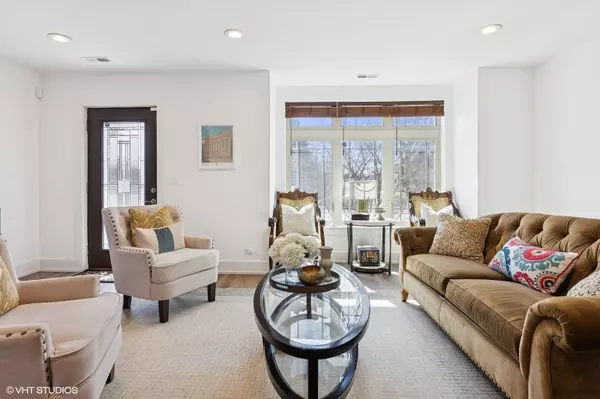 River Forest, IL 60305,7828 Madison Street