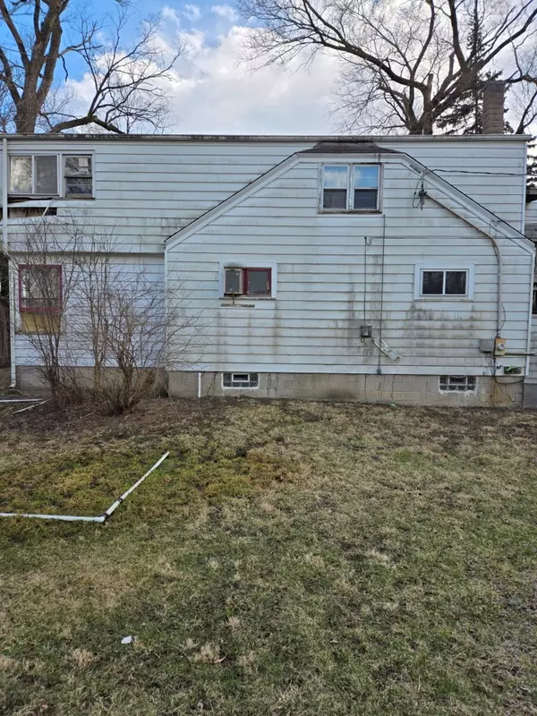 Matteson, IL 60443,21835 1/2 Richton Road