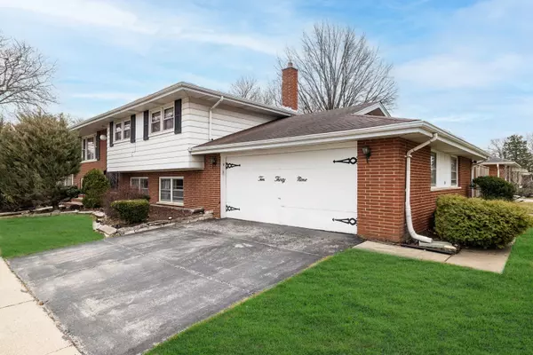 South Holland, IL 60473,1039 E 169th Street