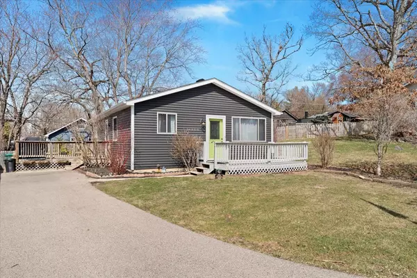 24860 W Forest Drive, Lake Villa, IL 60046
