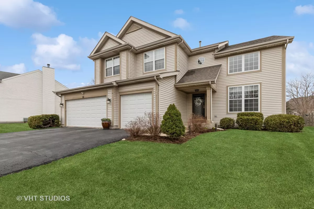 Lindenhurst, IL 60046,88 Hackney Lane