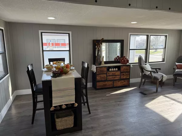 Matteson, IL 60443,549 Moorfield Road