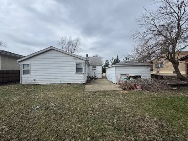 Niles, IL 60714,Address not disclosed