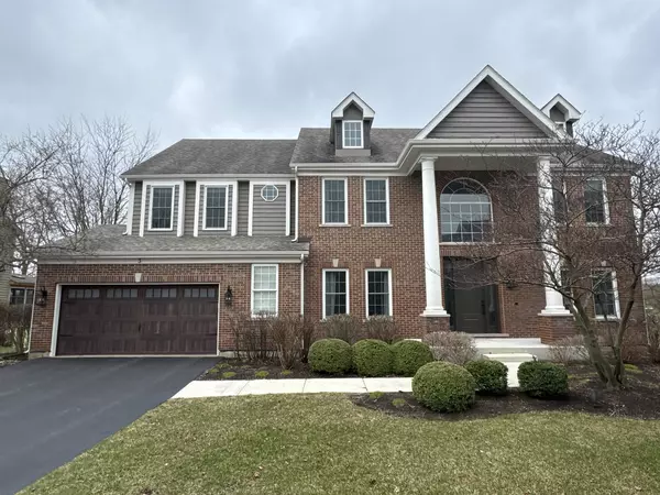 3 Long Cove Court, Lake In The Hills, IL 60156