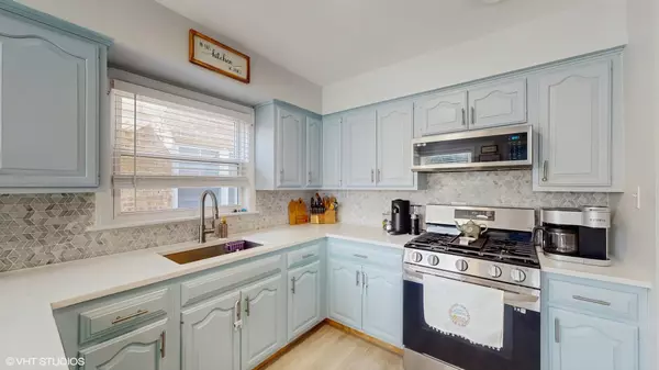 Chicago, IL 60634,7025 W Cornelia Avenue