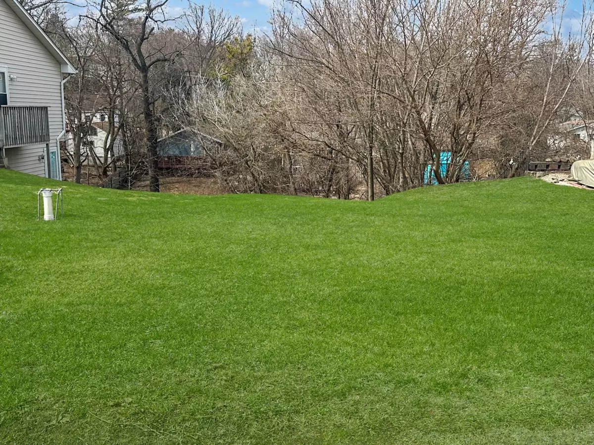 Fox Lake, IL 60020,10 S Maple Avenue