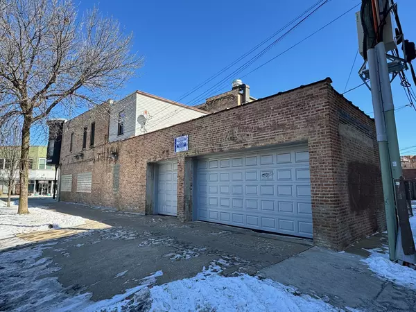 Chicago, IL 60647,1850-52 N Milwaukee Avenue