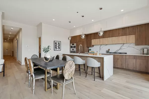 Chicago, IL 60613,3951 N Wayne Avenue #305
