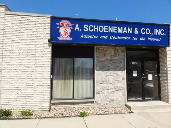 3306 W Peterson Avenue, Chicago, IL 60659