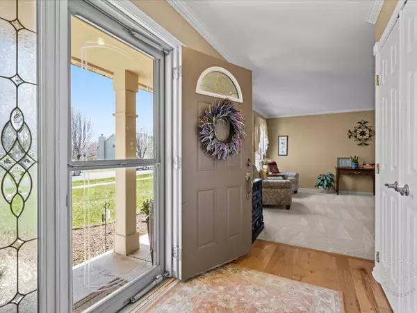 North Aurora, IL 60542,1351 Fox Hill Court