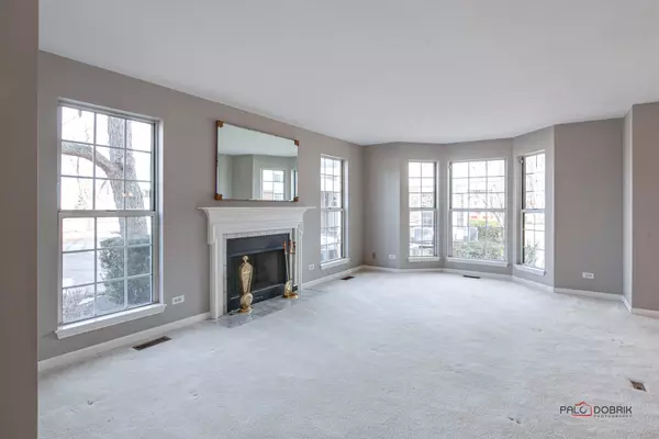 Vernon Hills, IL 60061,443 Grosse Pointe Circle #0