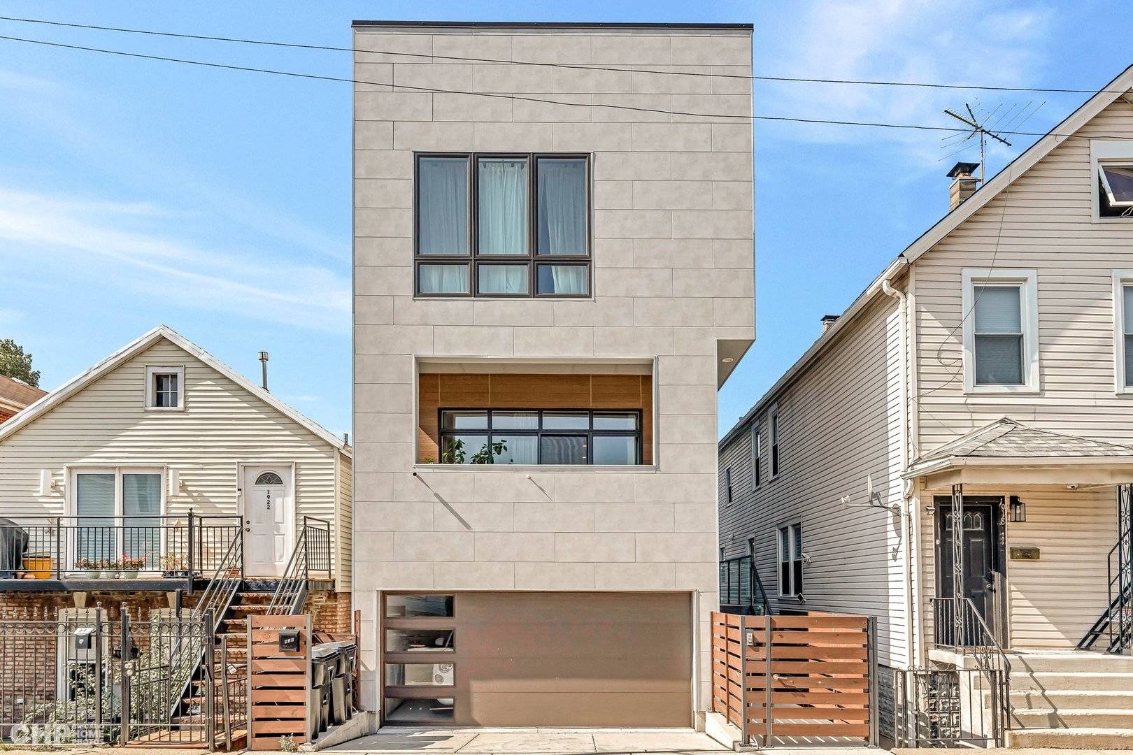 Chicago, IL 60608,1920 S Shelby Court