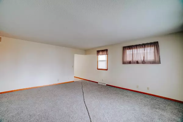 Watseka, IL 60970,433 S 5th Street