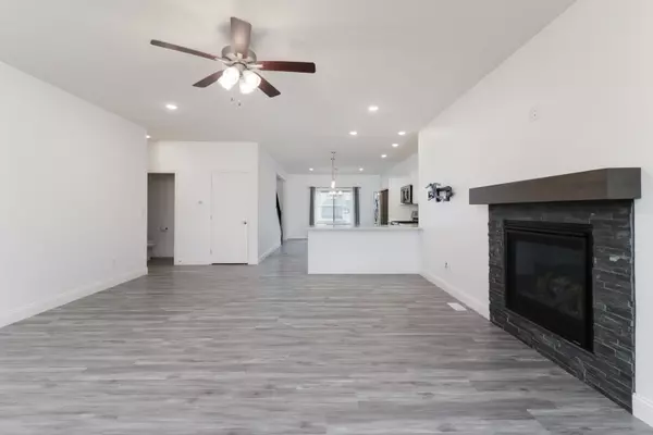 Normal, IL 61761,303 Bobwhite Way